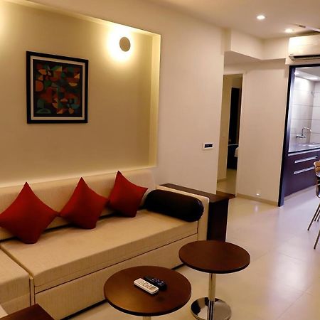 Quality Inn Patria Suites, Rajkot Exterior foto